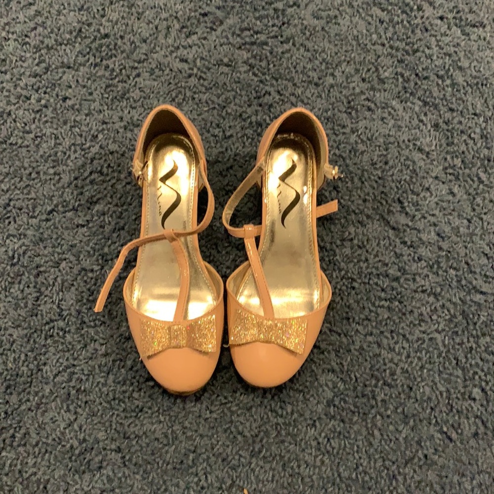 Nina pink shoes